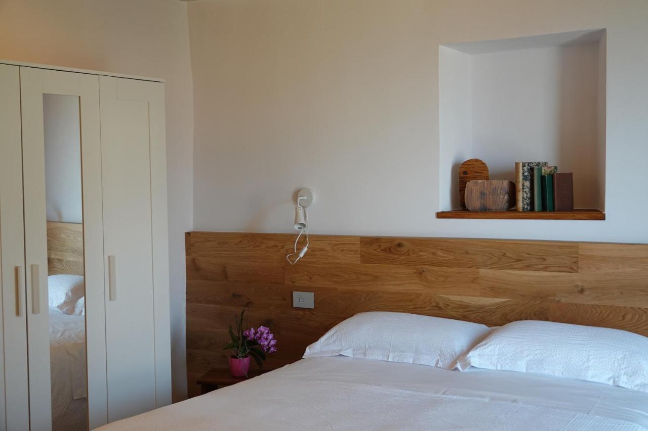 Casale Bella.Vista Bed & Breakfast Pianello Del Lario ภายนอก รูปภาพ