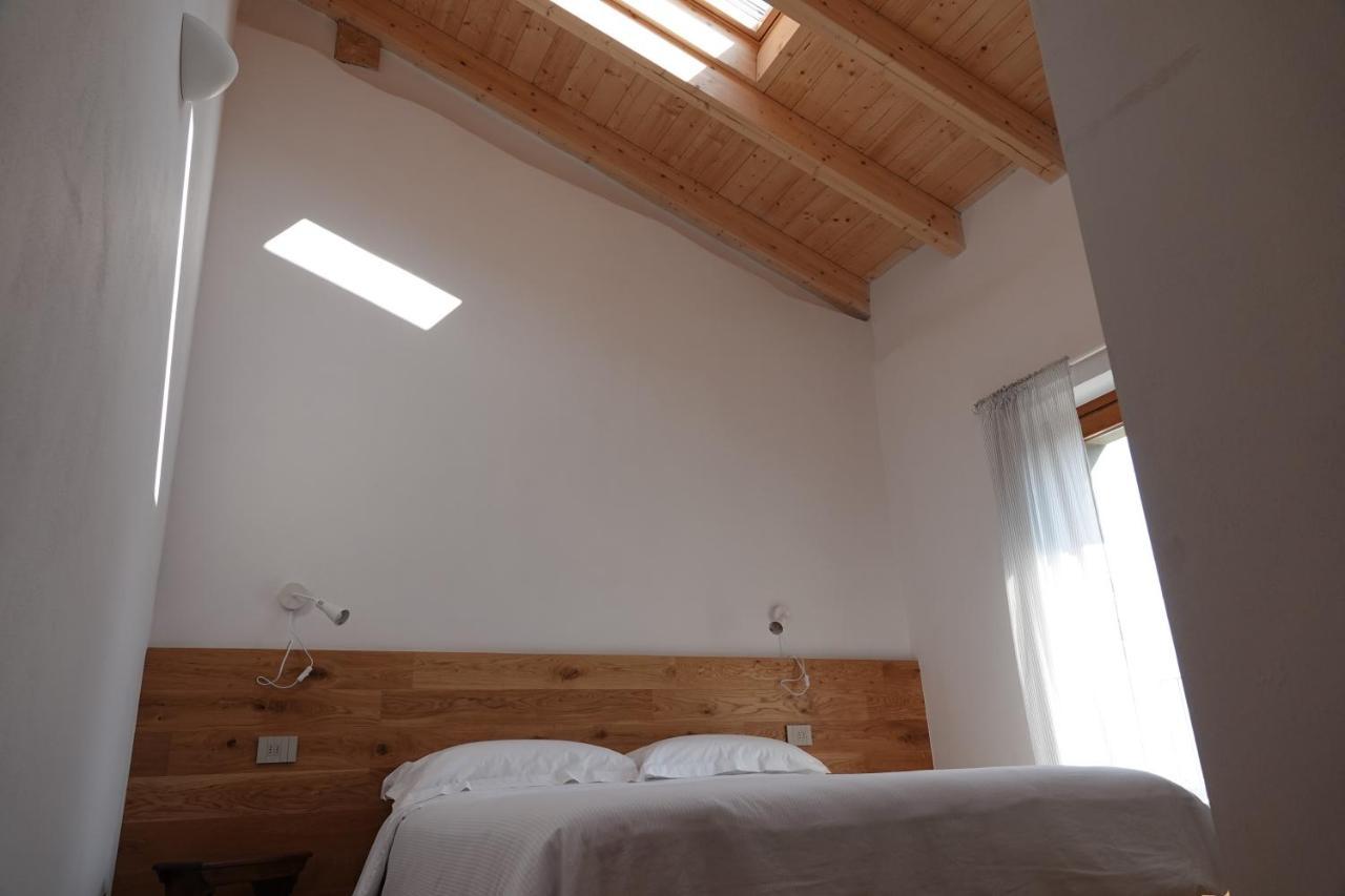 Casale Bella.Vista Bed & Breakfast Pianello Del Lario ภายนอก รูปภาพ