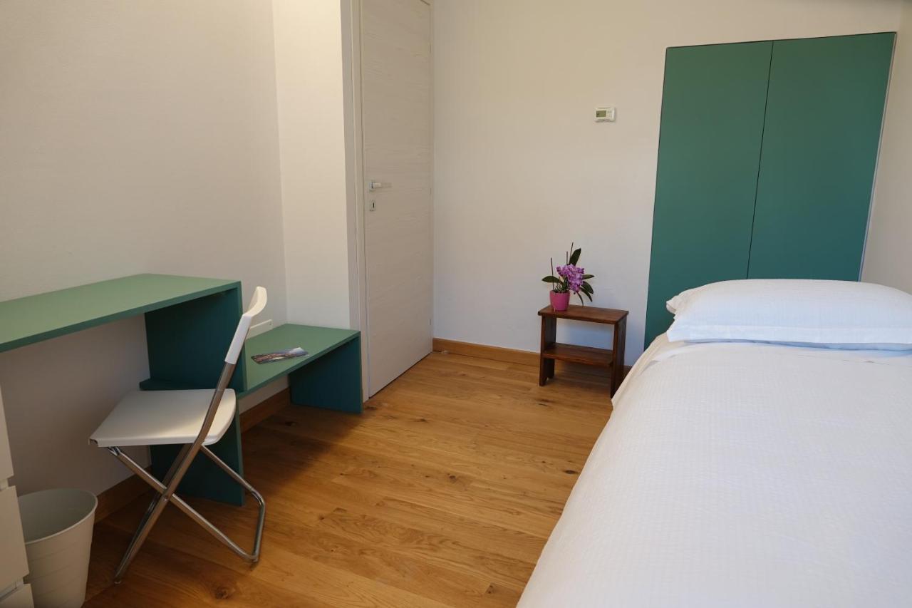 Casale Bella.Vista Bed & Breakfast Pianello Del Lario ภายนอก รูปภาพ