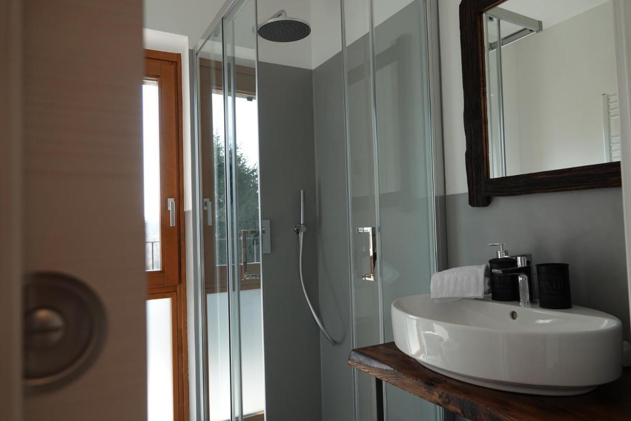 Casale Bella.Vista Bed & Breakfast Pianello Del Lario ภายนอก รูปภาพ