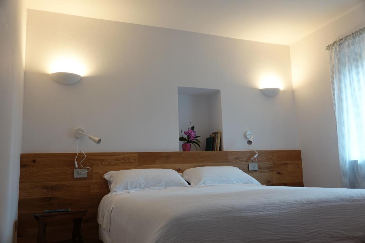 Casale Bella.Vista Bed & Breakfast Pianello Del Lario ภายนอก รูปภาพ